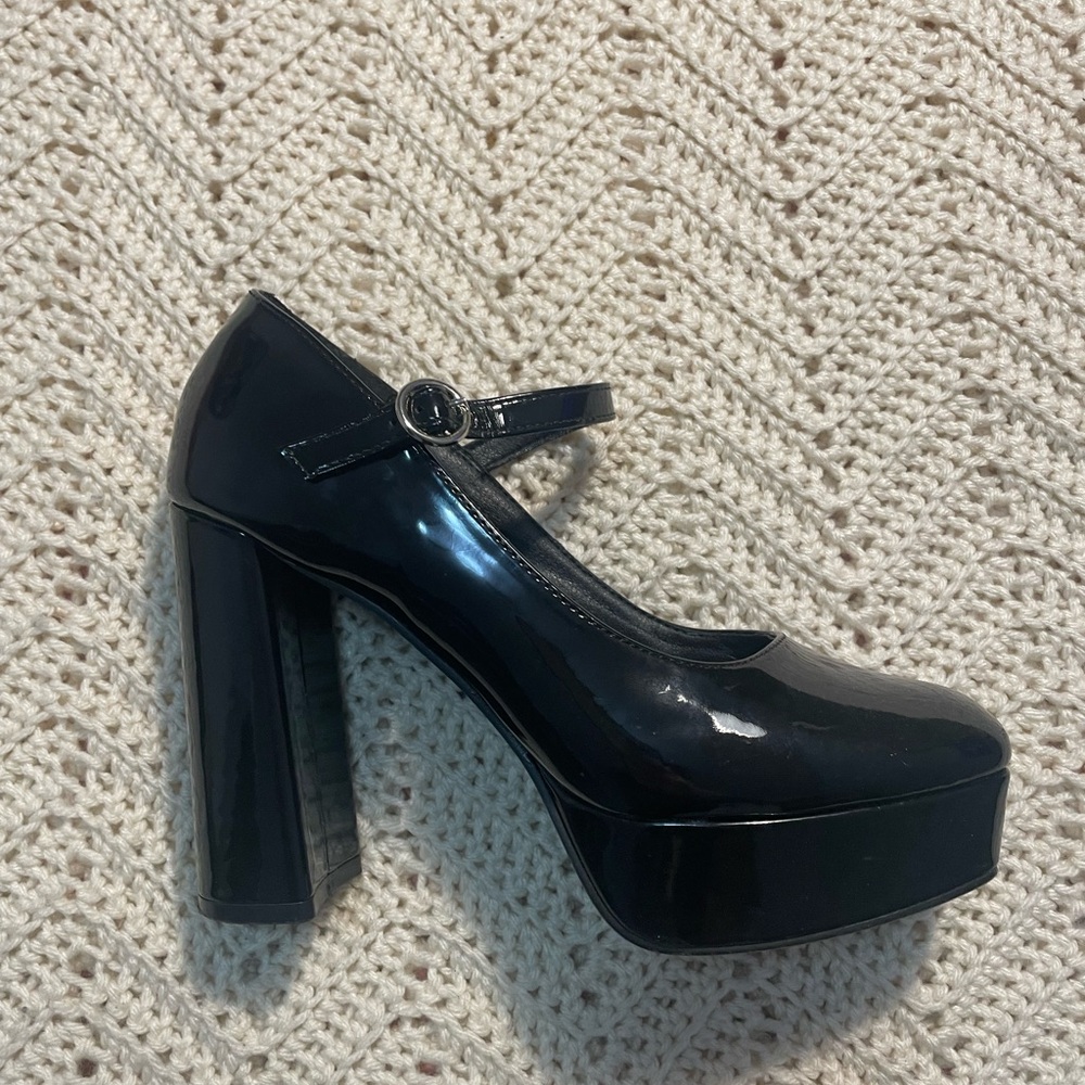 Black Patent Leather Platform Mary Jane Heels